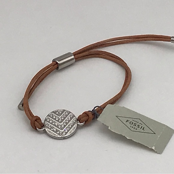 NWT FOSSIL Chevron Bracelet with Leather band. - Picture 10 of 12
